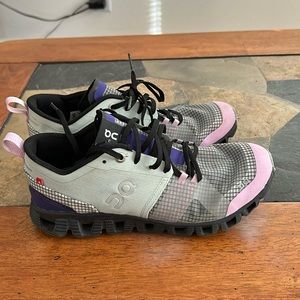 Women’s on running shoes. Like New